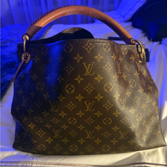 Louis Vuitton Monogram Brown Handbag - Picture 2 of 8